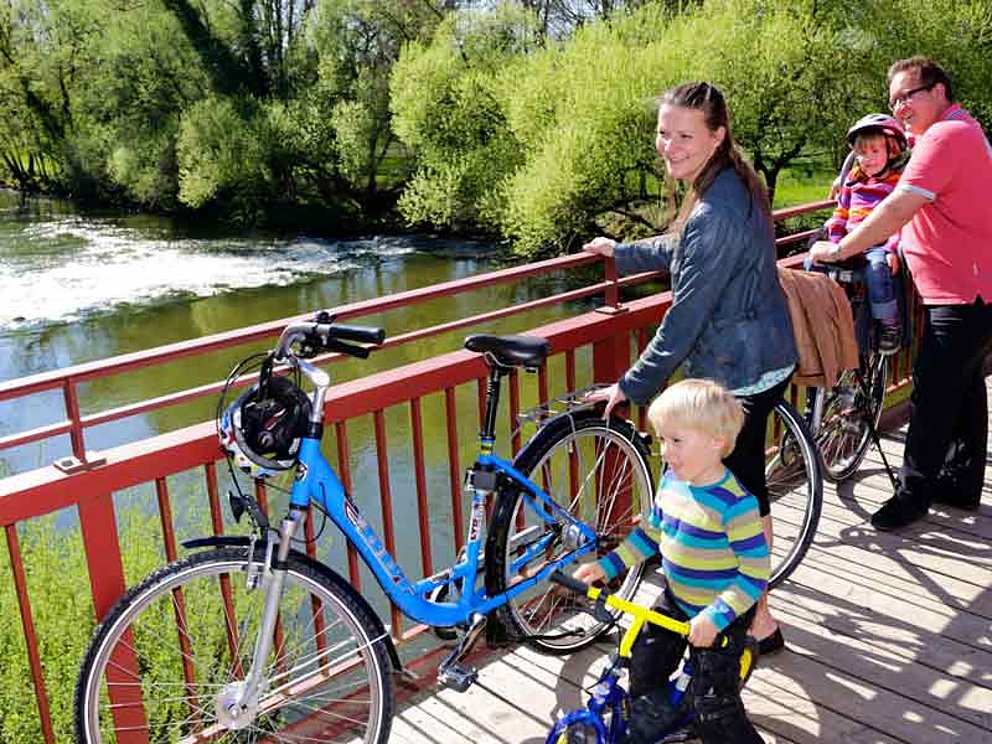Familien-Radfahren am Bodensee