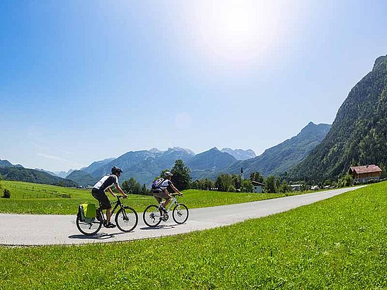 cycle tour along meadows and mountains