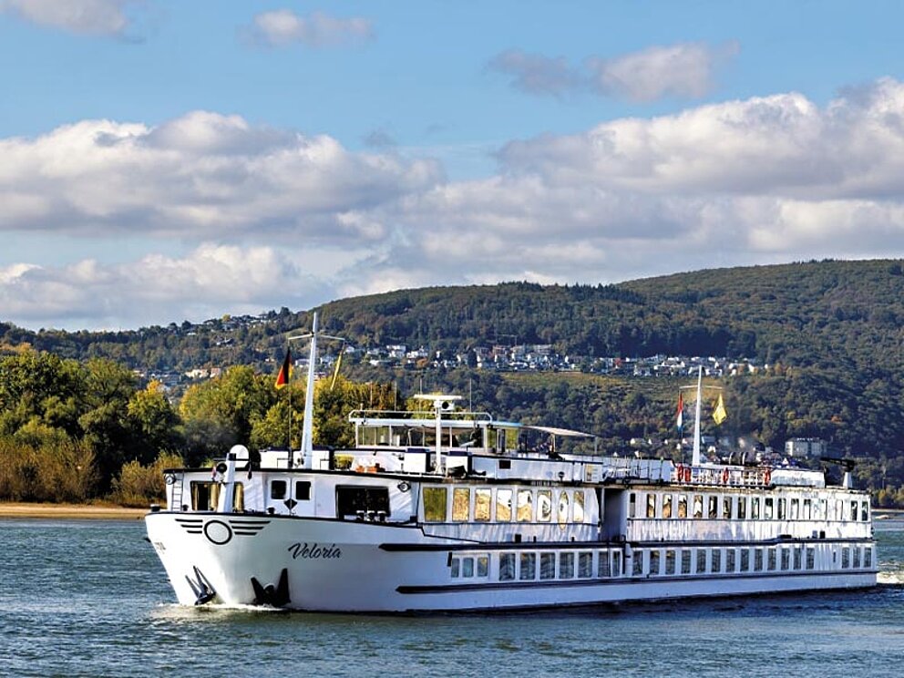 Außenansicht des Schiffes in Fahrt