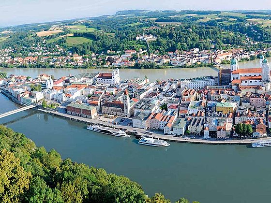 Panorama Aufnahme von Passau - Dreiflüsse-Stadt in Deutschland
