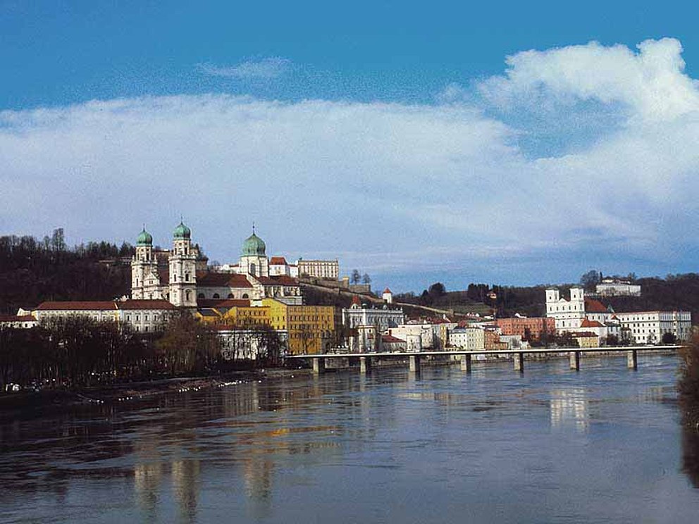 Die Innstadt von Passau wird von Donau und Inn umflossen.